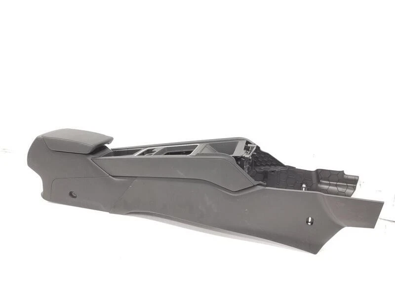 5FC863241E center seat armrest for SEAT LEON 1.5 TSI 2019