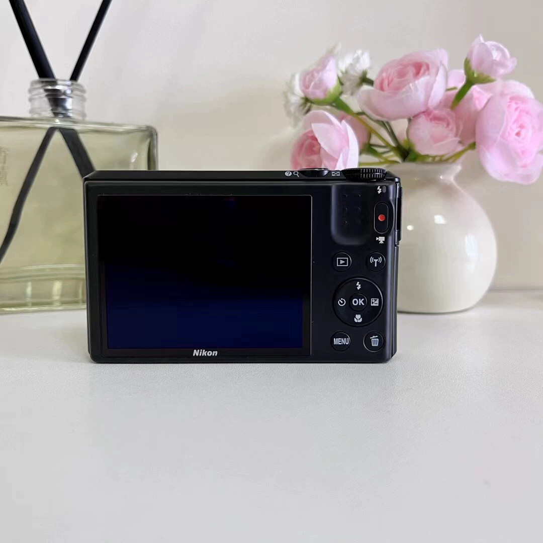 Nikon COOLPIX S7000 16.0MP 20X Optical Zoom Vintage Digital