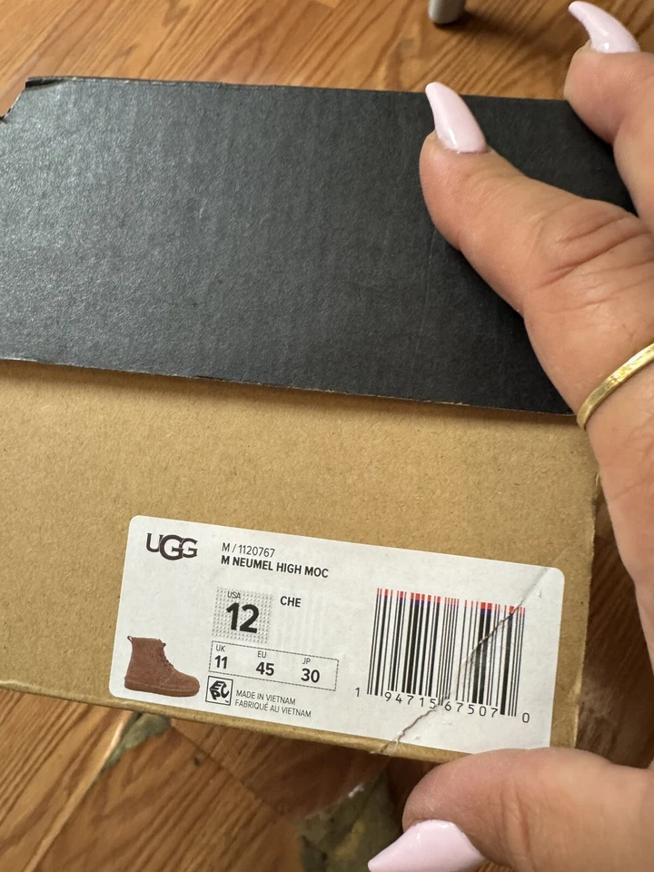 Bota Masculina UGG Neumel Hi Tamanho 12 Castanha Nova Com Etiqueta - Imagem 4 de 4