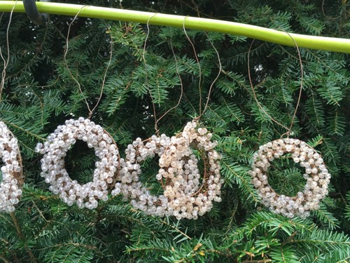 RUSTIC WIRE WOVEN OPAQUE BEAD 3” CHRISTMAS WREATH ORNAMENTS-LOOP HANGER-5”(#B) - Picture 4 of 5