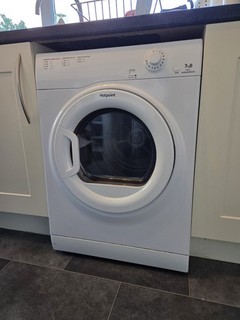 Hotpoint Aquarius Tumble Dryer TVFM70
