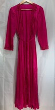 VTG Olga 94280 Red Silky Nylon Lace Long Sleeve Lounge Full Robe w Belt Sz M
