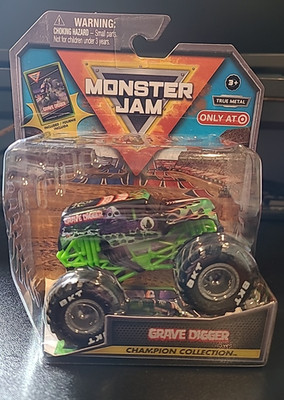 New in Box Spin Master Monster Jam Champion Collection ''Grave Digger'' with Card