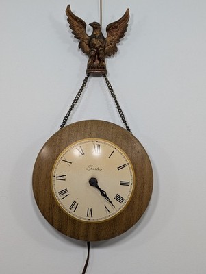Vintage 60's Mid-Century Modern Americana Eagle Spartus USA Wall Clock Model 652