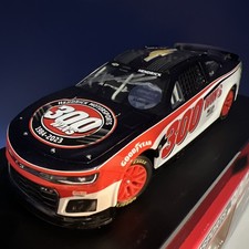 Jeff Gordon SIGNED Limited Edition 1of 72 Hendrick 300 Wins 1:24 NASCAR Diecast
