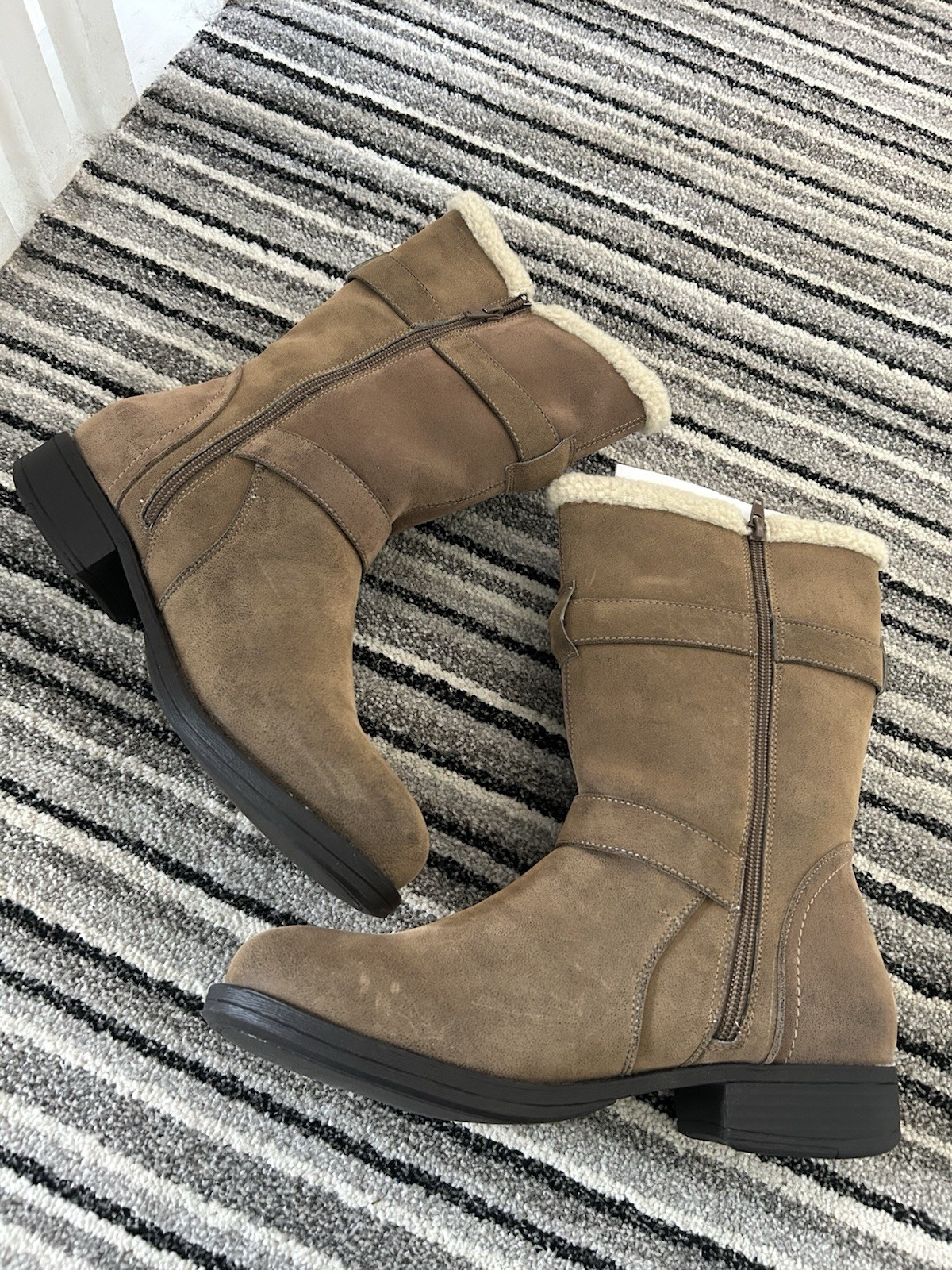 Board Angles Boots New In Box Size 7 image 4