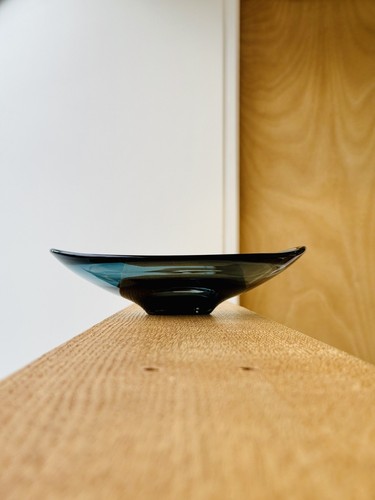 Vintage 1960’s-70’s Whitefriars #9663 Glasschale mit Fuß in Indigo 25,5 cm x 19 cm - Bild 17 von 22