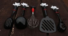 Walt Disney Kitchen Utensil Set