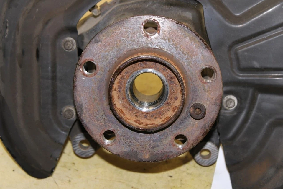 2011-2017 BMW X3 xDrive28i Front Right Side Spindle Knuckle Hub 31216855954 OEM Foto 3 de 4