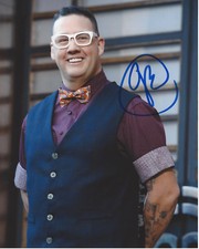 GRAHAM ELLIOT SIGNED AUTHENTIC 8X10 PHOTO E w/COA TOP CHEF COOK MASTERCHEF