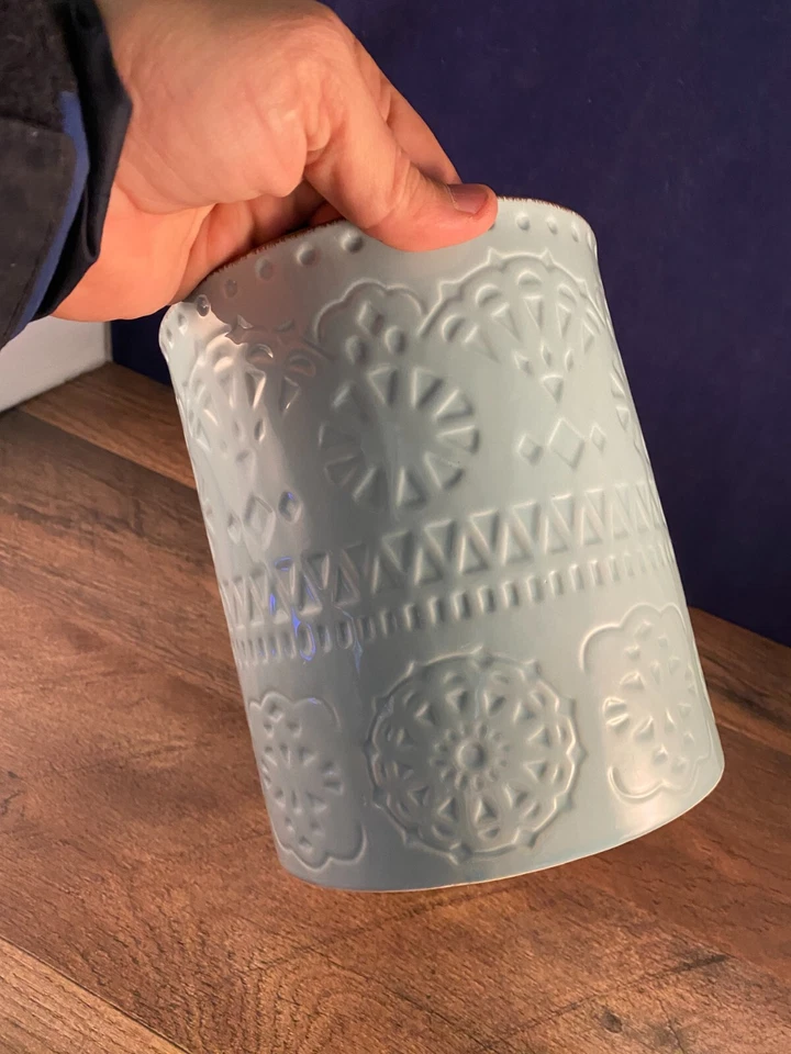 Juego de vajilla Pfaltzgraff de 9 piezas con utensilio de plástico de metal de madera azul verdoso Foto 3 de 4