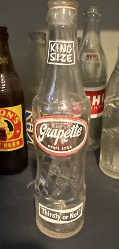 vintage 1960s grapette bottle camden arkansas - twist center