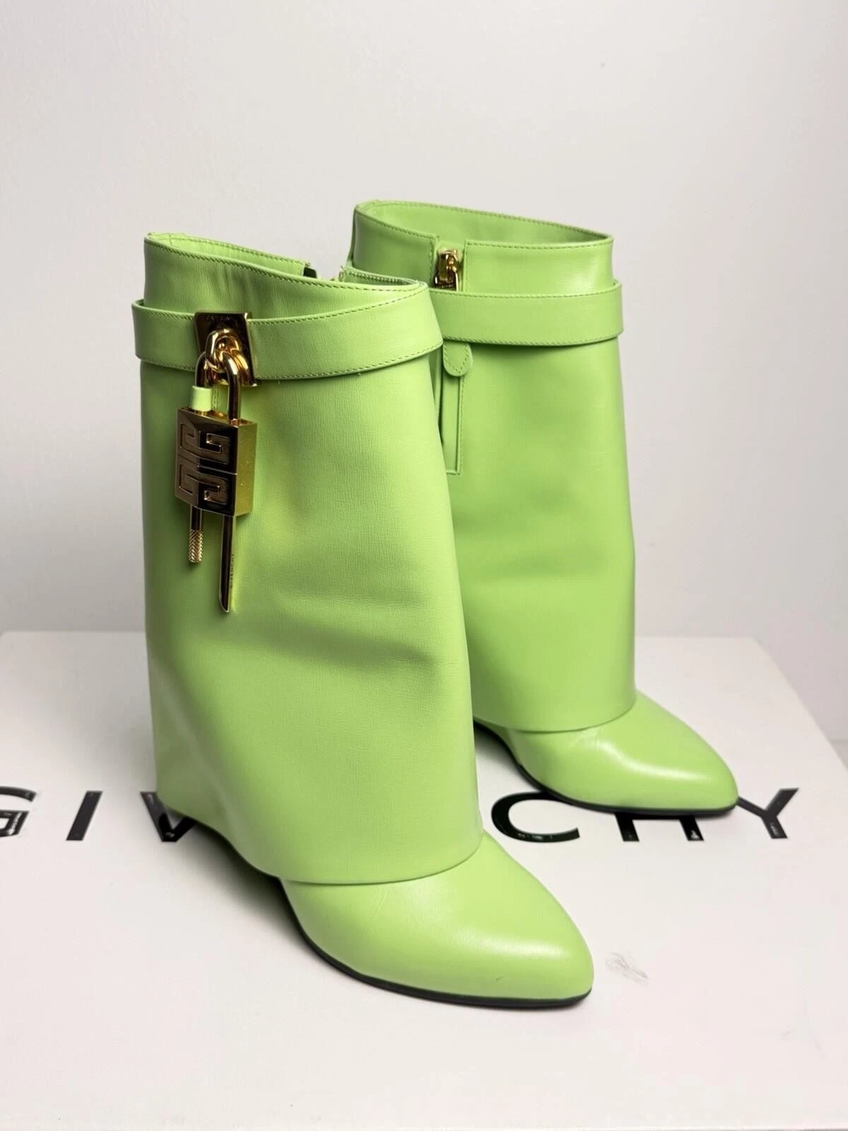 Givenchy — Givenchy Shark Lock Ankle Boots in Forest Green SZ 37 Tried On
