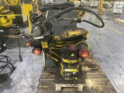 FANUC - ArcMate 100iBe w/ R-J3iC Controls PARTS ONLY