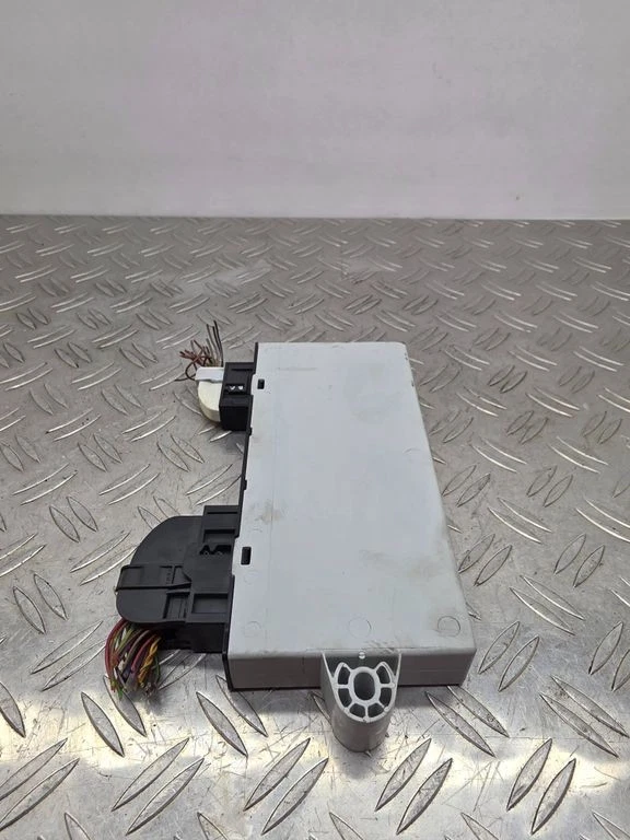 Centralina BMW 7 F01 F02 F03 F04 2011 CAS 9230943 RVP24561 - Immagine 4 di 4