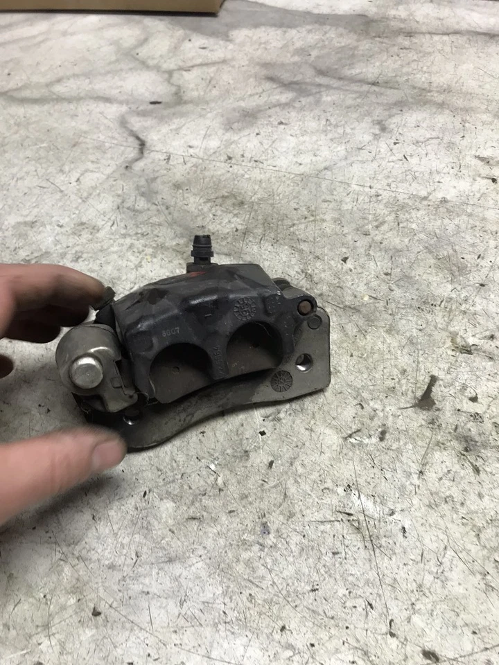 Pinça de freio traseira 96 BMW R1100 R 1100 RT R1100RT - Imagem 4 de 4