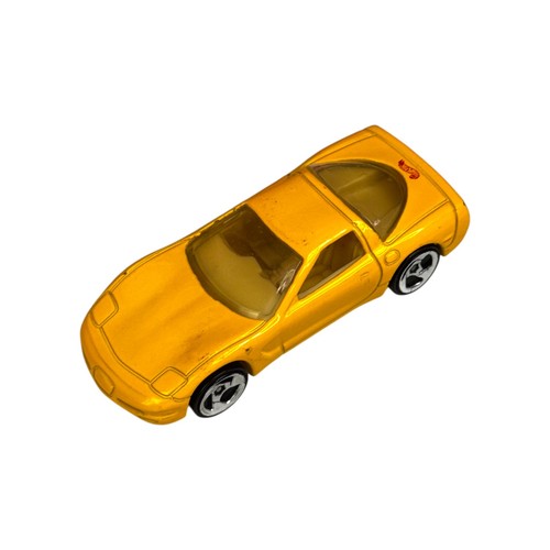 Lotto 3 macchinine giocattolo Hot Wheel vintage 1999 Peak Tacoma, Toyota MR2,'97 Corvette - Foto 4 di 9