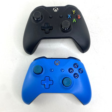 Lot of 2 Microsoft Xbox Wireless Controllers ...
