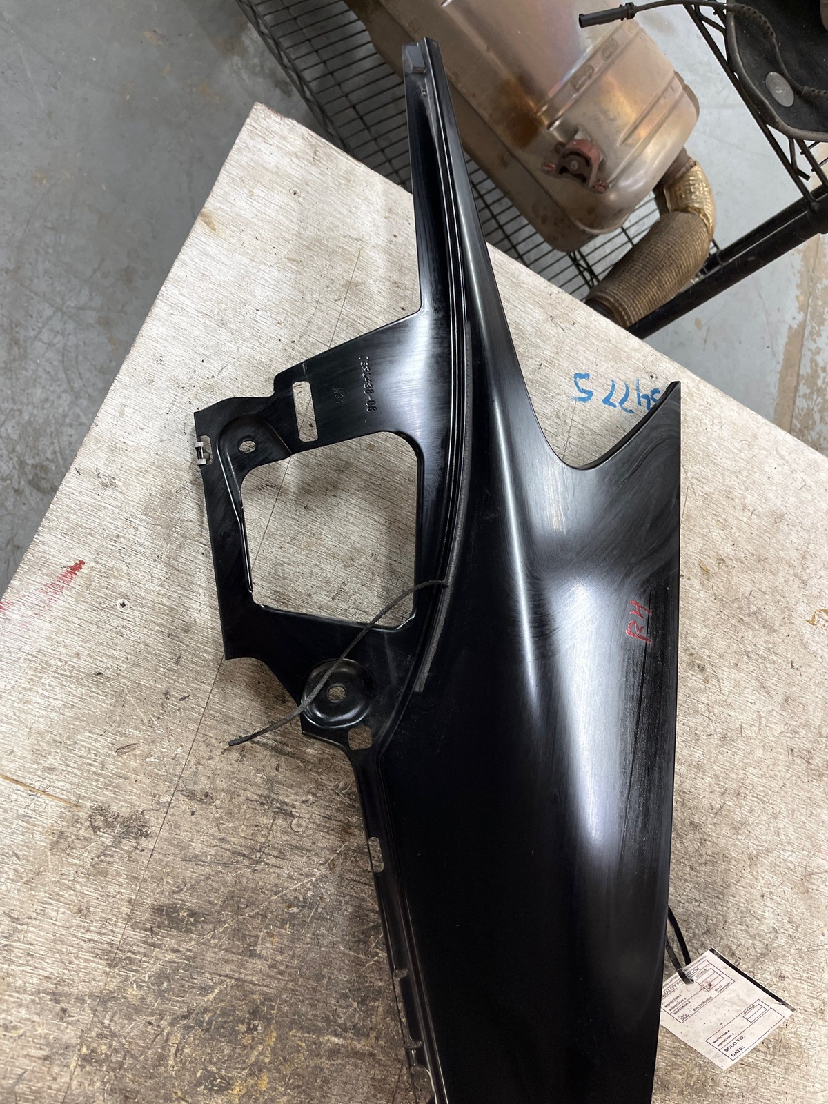 BMW i8 2014-2020 Rear Right Trim panel