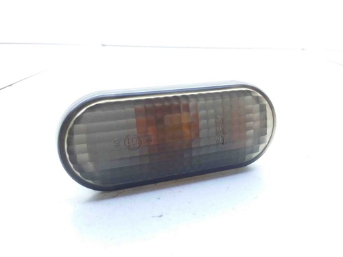 VW PASSAT B3/B4 3A2, 35I Kotflügelblinker vorne links 3a0949117b 1.80 12063941