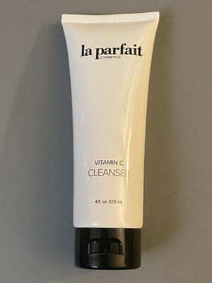 NEW Sealed La Parfait Cosmetics Vitamin C Cleanser 120 ml!