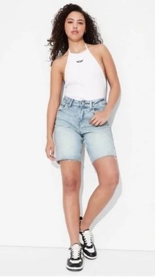 Wild Fable Women's Mid-Rise 10'' Easy Rigid Cut-Off Jean Shorts Light Wash Size 8