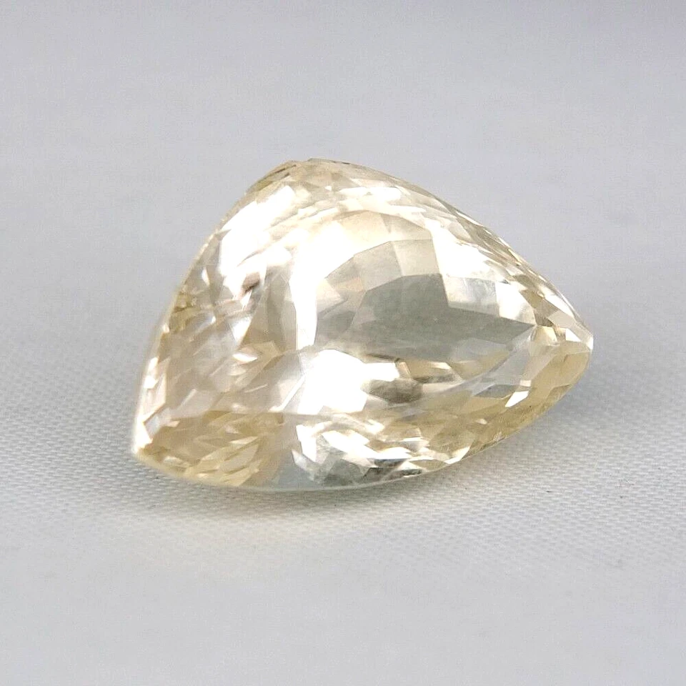 Shola Genuina 25.13 Ct Natural Amarillo Hiddenita (Kunzita) de Afganistán Foto 3 de 4