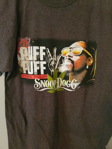 Snoop Dog Puff Puff Pass Tour T-shirt Size M BB7