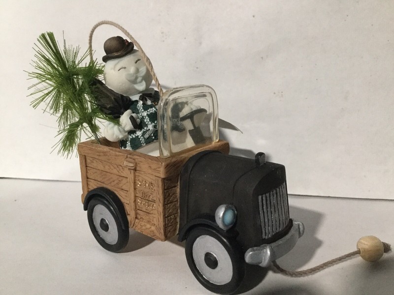 Rudolph The Red Nosed Reindeer Sam in truck Pull Toy 119338 Rare