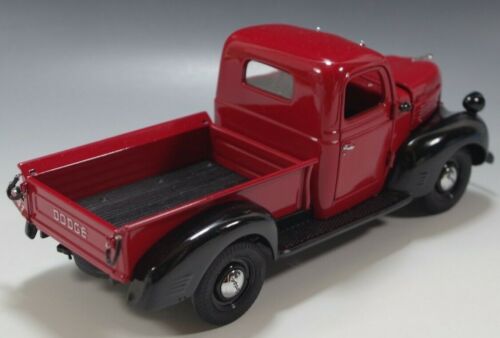 DANBURY MINT 1941 DODGE PICKUP TRUCK 1:24 SCALE DIE CAST MIB - Picture 4 of 11
