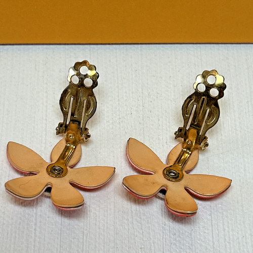 Vintage Enamel Flower Earrings Orange Peach Clip Ons - Picture 10 of 11