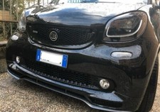 Smart 453 Brabus style stemma griglia logo nero emblem front badge center