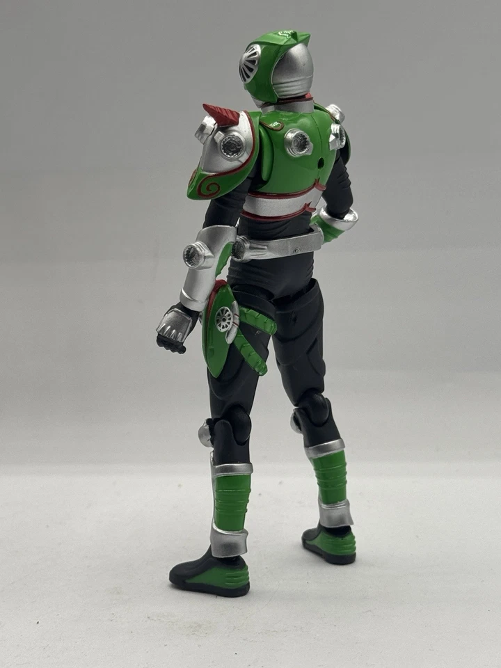 Figura de acción S.H.FIGUARTS Kamen jinete enmascarado Ryuki Verde Bandai Tamahii Foto 4 de 4