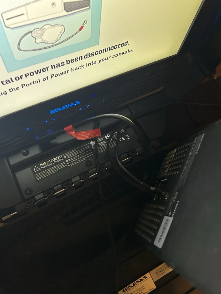 GAEMS G190 Vanguard Portable Gaming Case with Monitor and Power Cords - Read Des - Image 3 of 4