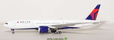 1:400 Phoenix Models Delta Air Lines B 777-200 N709DN 92393 PH404670 Airplane