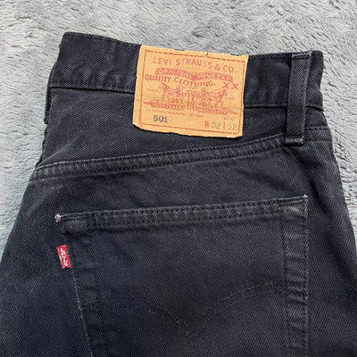 Levis Vintage 501 Jeans W32 L32 Black 1997 Straight Leg Made In UK 
