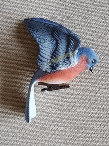 HALLMARK 1986 ORNAMENT Bluebird Blue Bird Clip On Hand Painted Porcelain