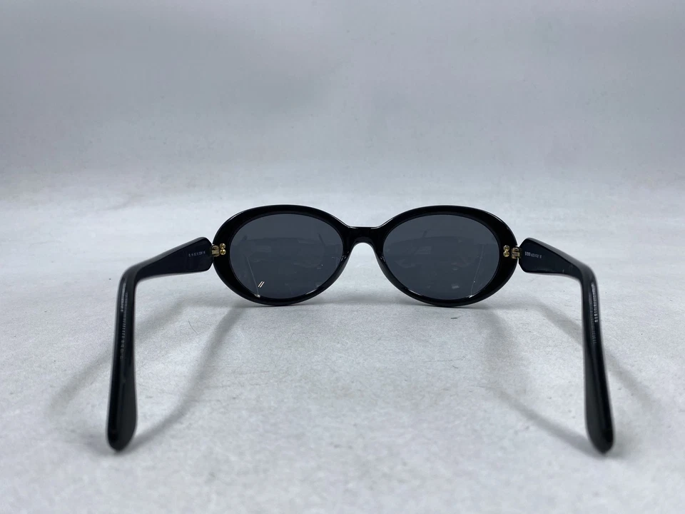 Fendi女式黑色椭圆形图案金色太阳镜 — 第 3/4 张图片