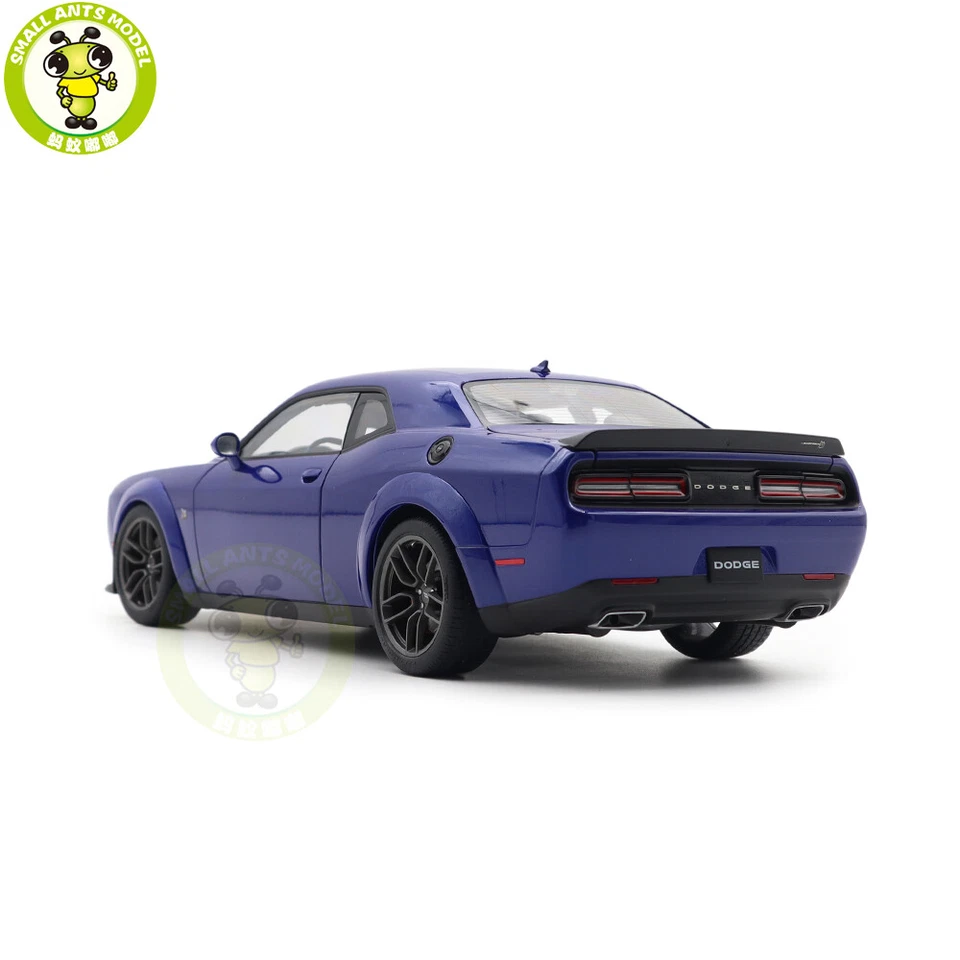 1/18 Dodge Challenger R/T Scat Pack Widebody 2022 Blue AUTOart 71772 Mode Car - Image 3 of 4