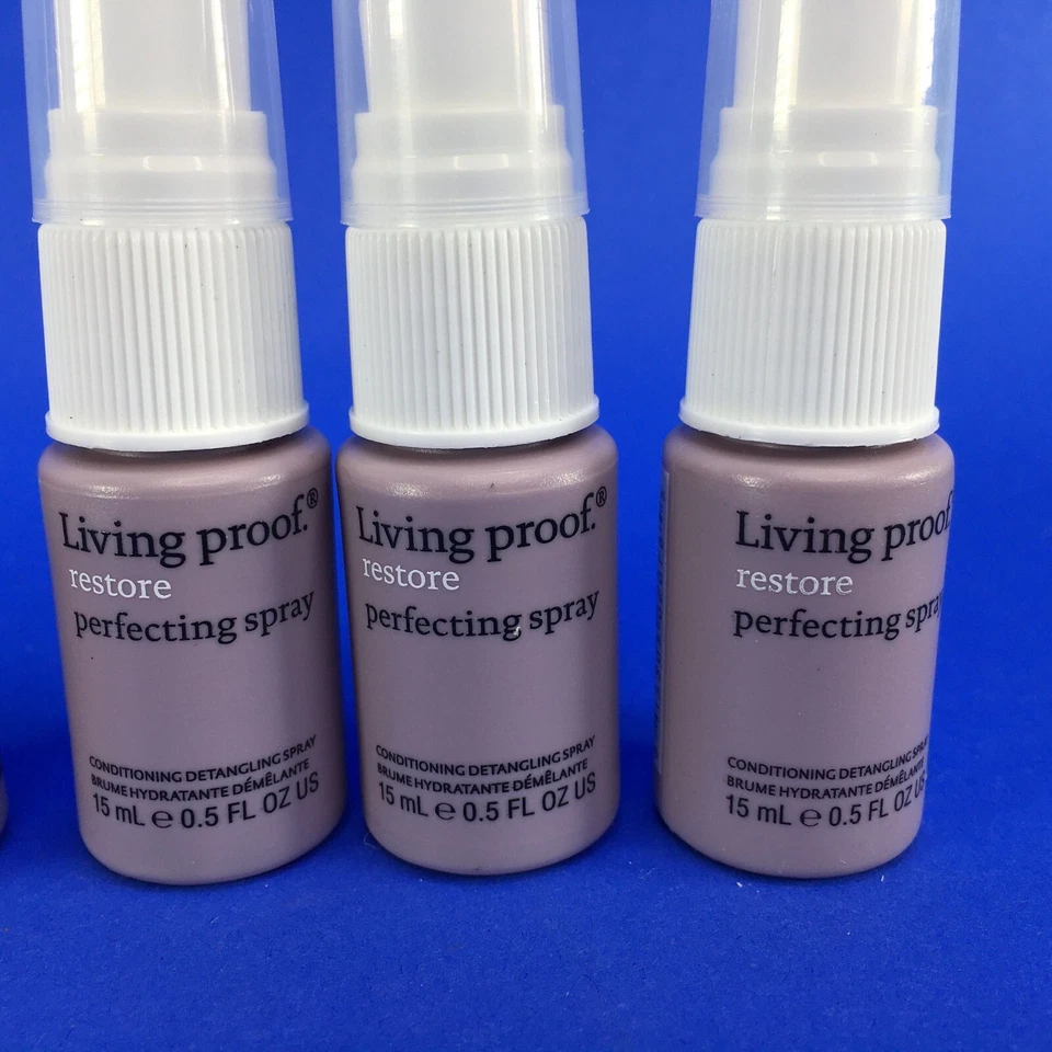 Spray Perfeccionador Living Proof Restore (Lote de 4) Foto 2 de 4