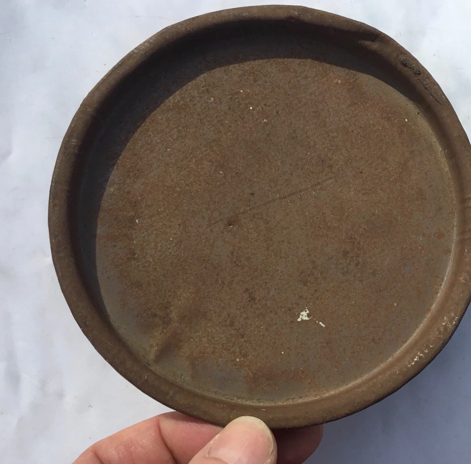 ANCIENNE TÔLE LITHOGRAPHIÉE PIN-UP BLONDE 1950 ENAMEL PLATE PIN-UP - Photo 3/3