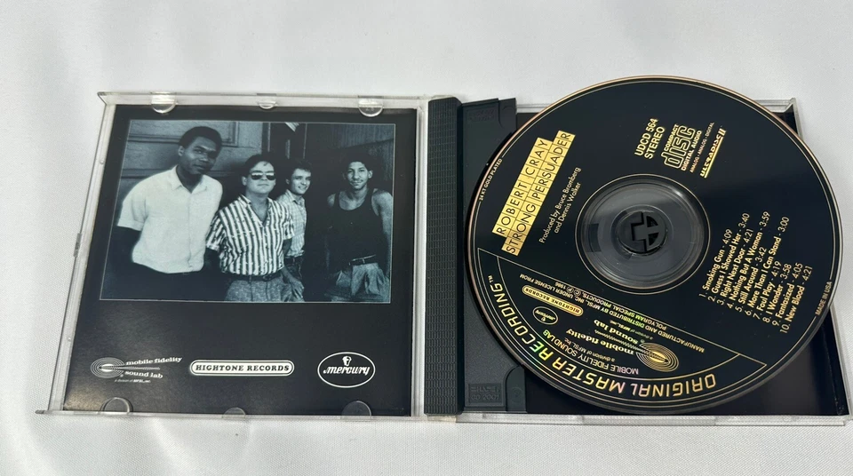 ROBERT CRAY MFSL 24 KARAT GOLD CD ~ STRONG PERSUADER  - Imagem 2 de 4