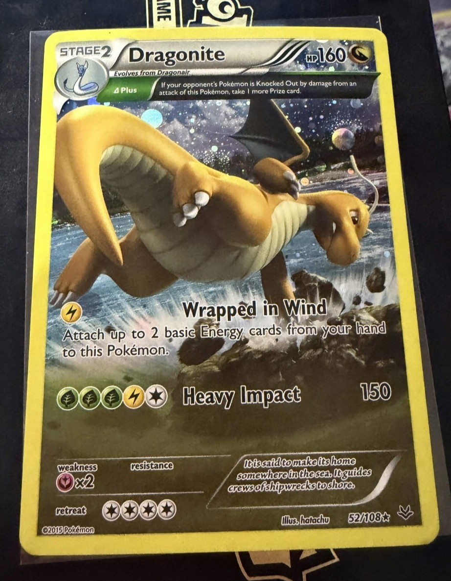Pokémon TCG Dragonite Roaring Skies Cosmo Holo Rare Card 52/108