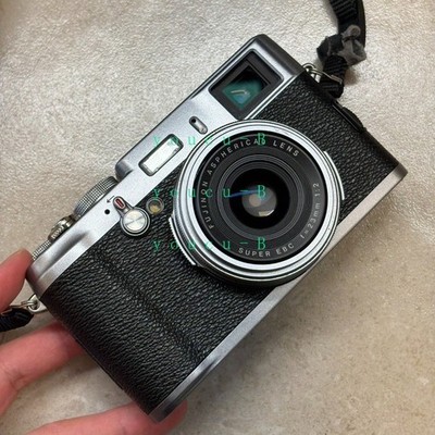 Fujifilm X100 Digital Camera 12.3MP 4x Optical Zoom Silver&Black Date/Time Stamp