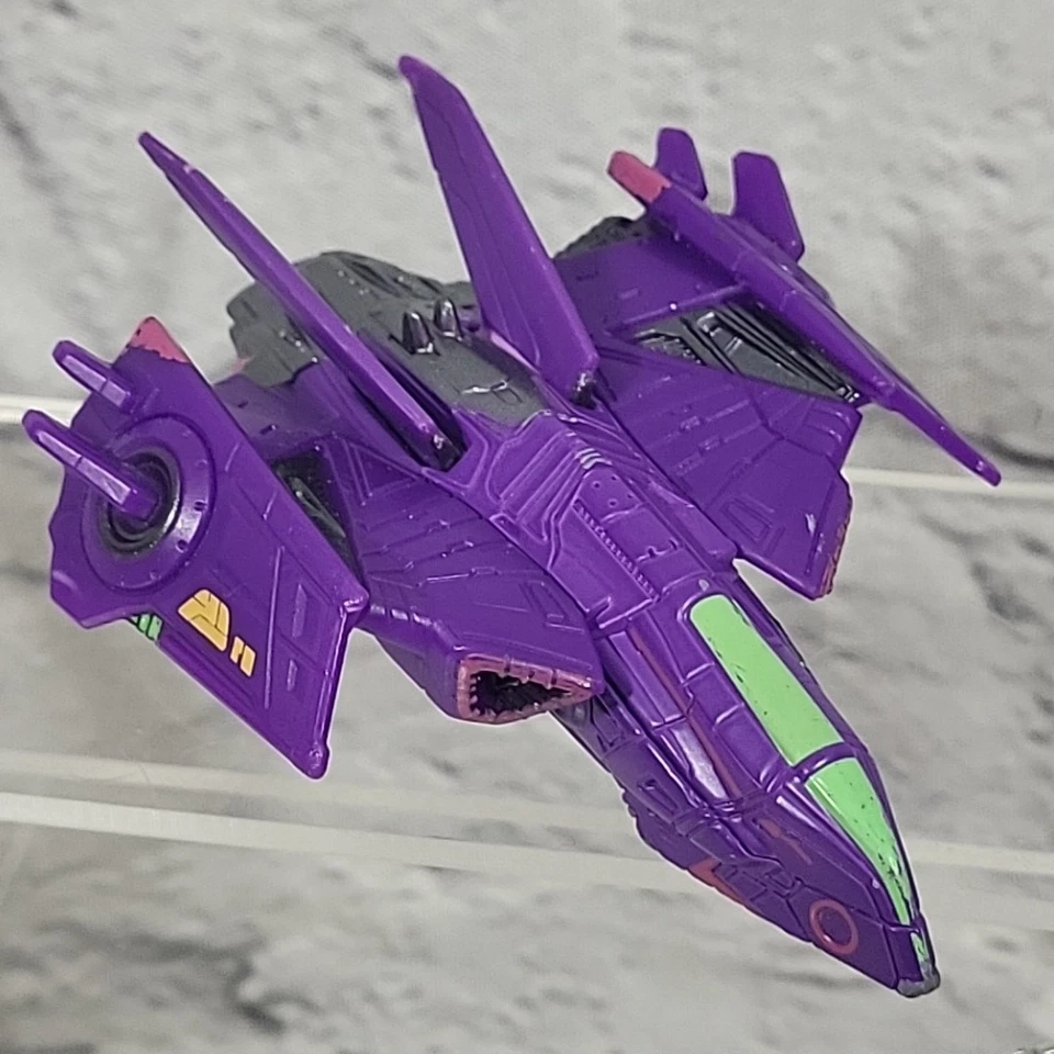 Lote de 2 Veículos Hot Wheels Disney Pixar Buzz Lightyear XL-01 - Zurg Fighter  - Imagem 2 de 4