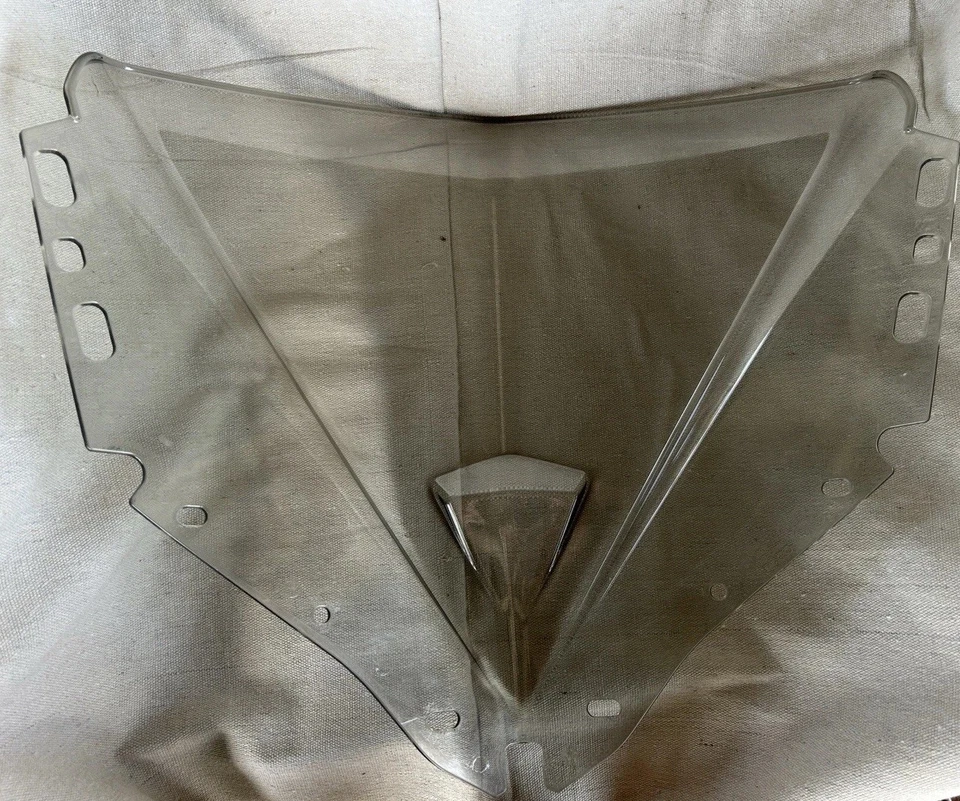 Ski-Doo MXZ 600 2016 Sport Carb parabrisas parabrisas 517304395-usado Foto 2 de 4