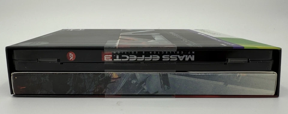 NEW Mass Effect 3 N7 Collector's Edition Microsoft Xbox 360 Sealed Fast Free Shp - Image 4 of 4