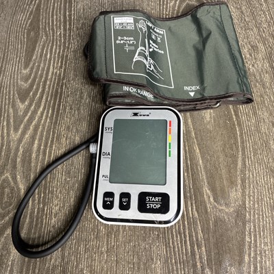ZEWA Blood Pressure Monitor, Upper (L) Arm Cuff Digital Machine UAM-901 No Back
