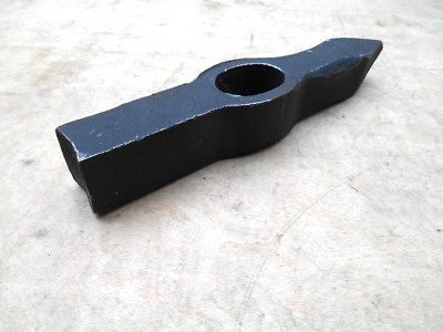 1 LB 9 OZ.  BLACKSMITH  HAMMER , 7'' x 1''  WITH CONCAVE FACE ,   NOS