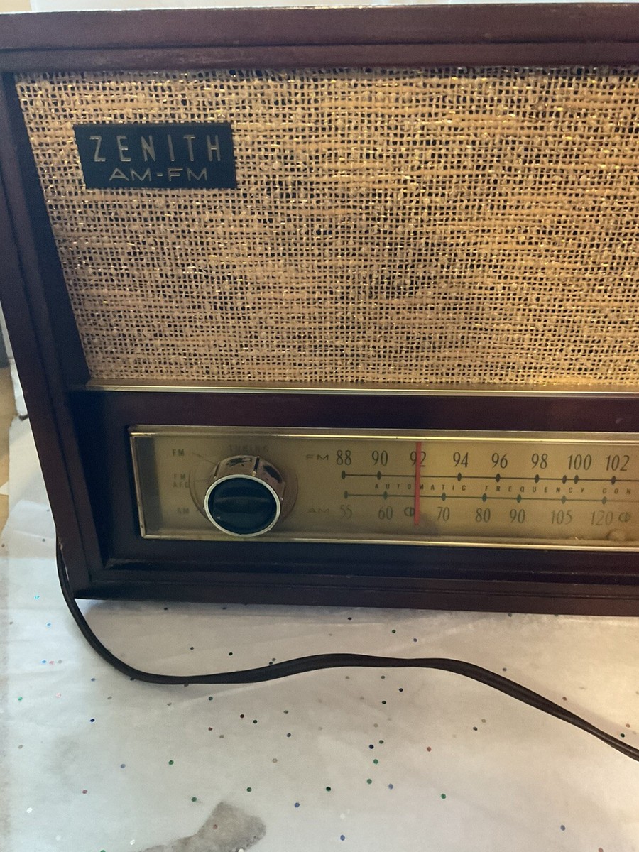 Vintage Zenith Long Distance Tube Radio S52224 1940s Zenith Radio 1940